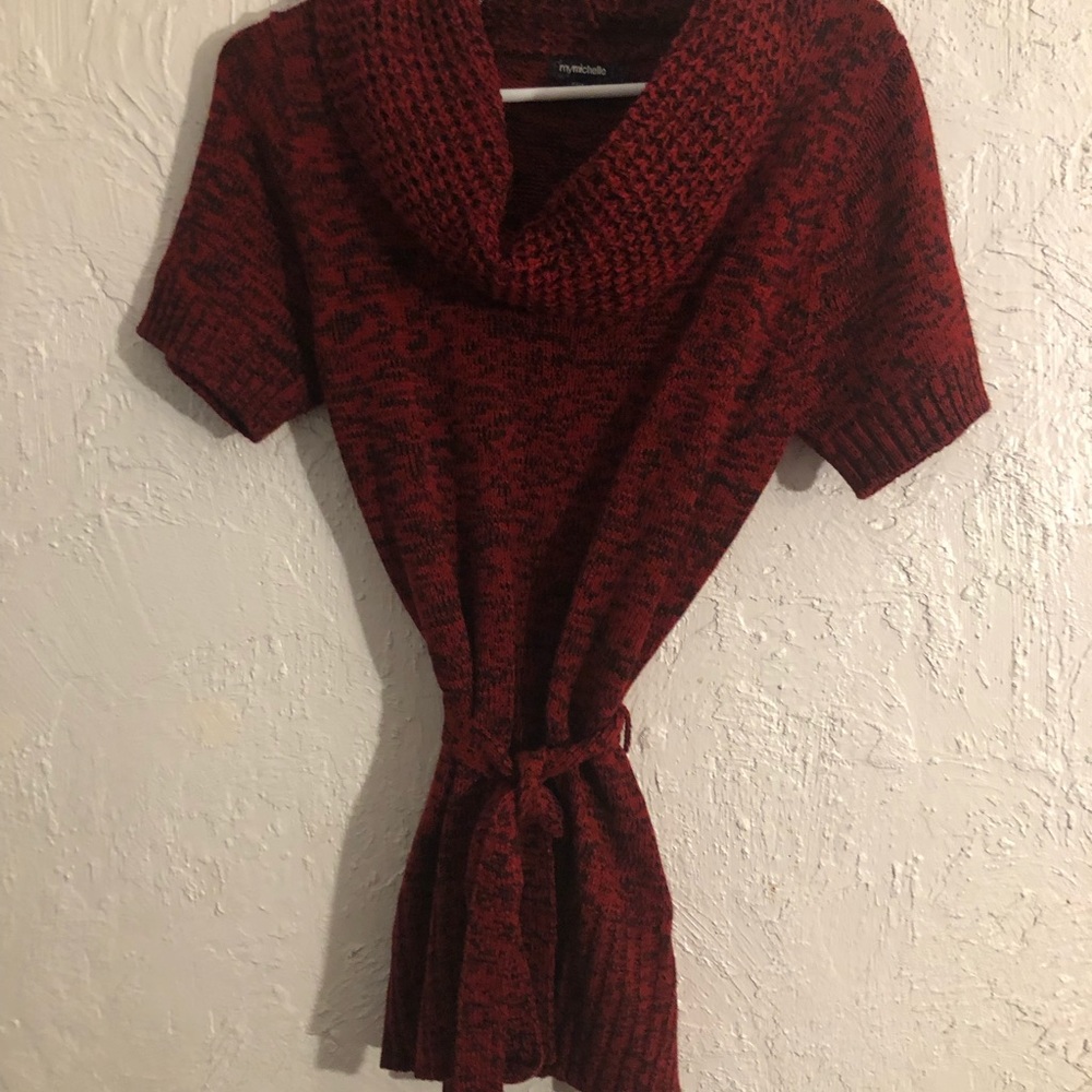 EUC Sweater top with tie waist